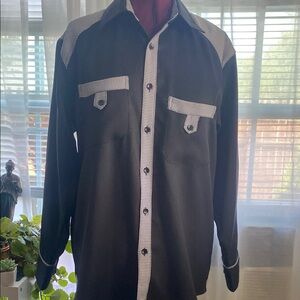 Black and White Casual Button Down Shirt with Retro Sporty Look